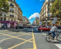 Власти Парижа планируют превратить его в город для велосипедистов